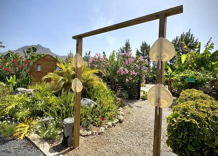 Apartment Hayati, Romantica